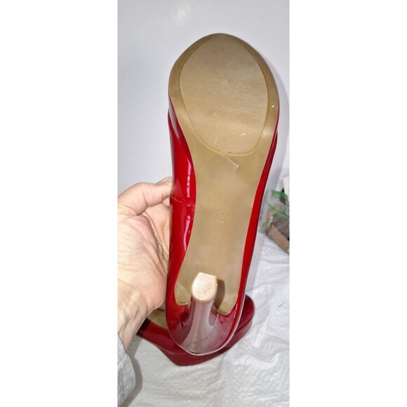 G by Guess Women's Red Platform Pumps High Heels Elegant Red Carpet Shoes 11M - Picture 7 of 10